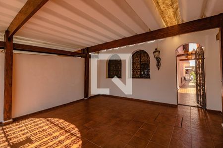 Casa à venda com 165m², 3 quartos e 2 vagasQuintal