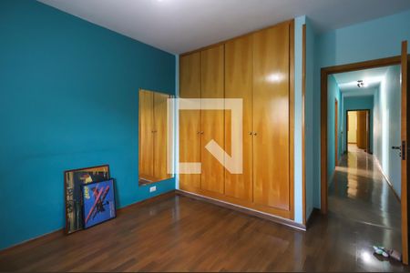 Casa à venda com 227m², 3 quartos e 2 vagasQuarto 1