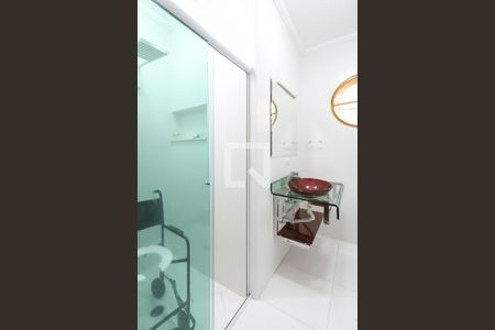 Casa à venda com 227m², 3 quartos e 2 vagasBanheiro da Suíte