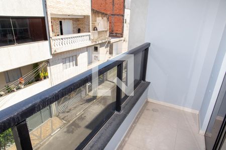 Casa à venda com 270m², 3 quartos e 4 vagas Casa à venda com 270m², 3 quartos e 4 vagasVaranda da Suíte