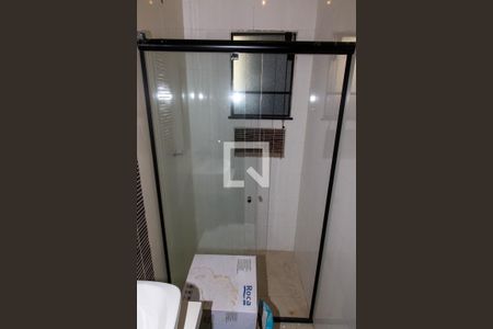 Casa à venda com 270m², 3 quartos e 4 vagas Casa à venda com 270m², 3 quartos e 4 vagasBanheiro 1