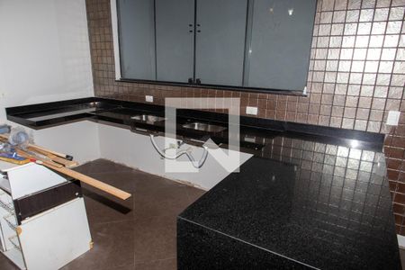 Cozinha de casa à venda com 3 quartos, 270m² em Campanário, Diadema