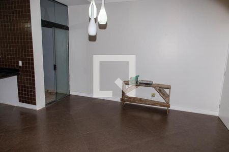 Sala de casa à venda com 3 quartos, 270m² em Campanário, Diadema