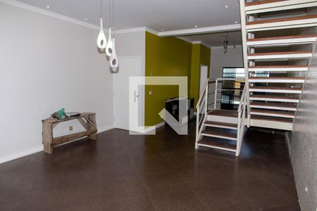 Sala de casa à venda com 3 quartos, 270m² em Campanário, Diadema