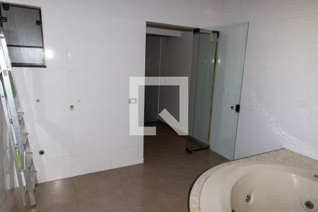 Casa à venda com 270m², 3 quartos e 4 vagas Casa à venda com 270m², 3 quartos e 4 vagasHidromassagem