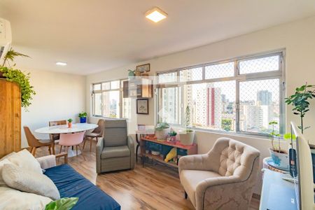 Sala de apartamento à venda com 2 quartos, 74m² em Vila Alexandria, São Paulo