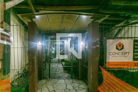 Entrada de apartamento para alugar com 2 quartos, 65m² em Partenon, Porto Alegre