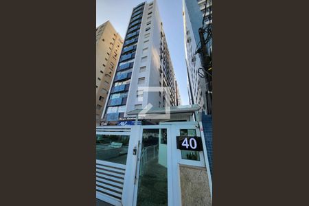 Apartamento para alugar com 35m², 1 quarto e 1 vaga Apartamento para alugar com 35m², 1 quarto e 1 vagaFachada do Prédio