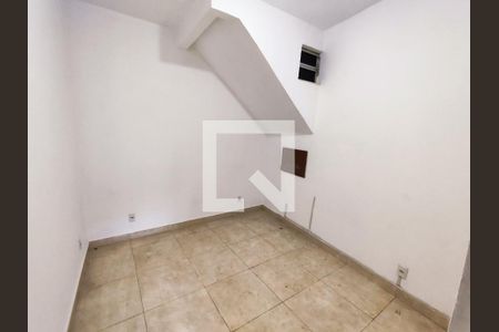 Quarto 1 de casa para alugar com 2 quartos, 33m² em Piedade, Rio de Janeiro