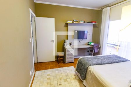 Casa à venda com 550m², 4 quartos e 4 vagasSuíte 3