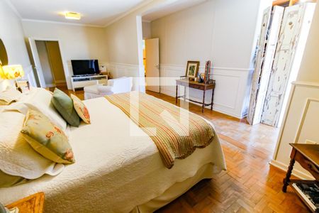 Casa à venda com 550m², 4 quartos e 4 vagasSuíte 1