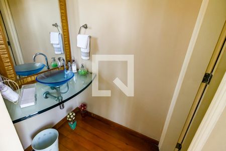Casa à venda com 550m², 4 quartos e 4 vagasLavabo Sala 4