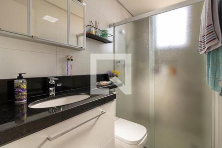 Apartamento à venda com 60m², 2 quartos e 2 vagas Apartamento à venda com 60m², 2 quartos e 2 vagasBanheiro da Suíte