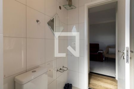Apartamento à venda com 60m², 2 quartos e 2 vagas Apartamento à venda com 60m², 2 quartos e 2 vagasBanheiro