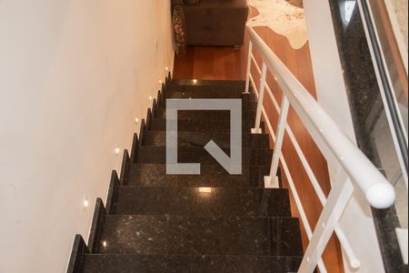 Casa à venda com 126m², 3 quartos e 2 vagas Casa à venda com 126m², 3 quartos e 2 vagasAcesso ao 1° Piso