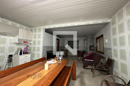 Casa à venda com 120m², 2 quartos e 2 vagasCozinha