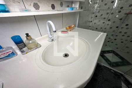 Casa à venda com 120m², 2 quartos e 2 vagasPia do Banheiro 2 