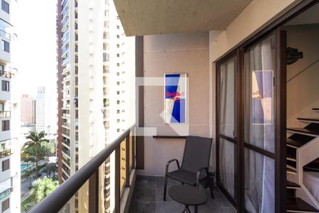 Varanda  de apartamento para alugar com 1 quarto, 76m² em Moema, São Paulo