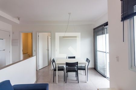 Sala  de kitnet/studio para alugar com 1 quarto, 37m² em Presidente Altino, Osasco