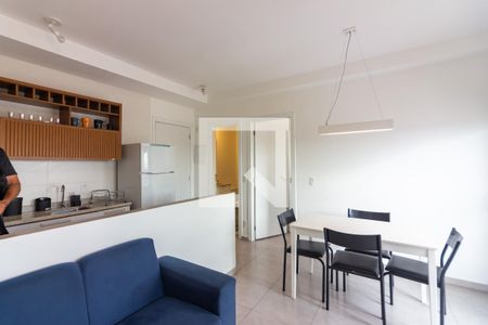 Sala  de kitnet/studio para alugar com 1 quarto, 37m² em Presidente Altino, Osasco