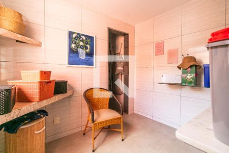 Casa à venda com 360m², 3 quartos e 4 vagas Casa à venda com 360m², 3 quartos e 4 vagasÁrea de Serviço