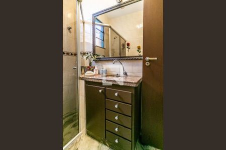 Casa à venda com 360m², 3 quartos e 4 vagas Casa à venda com 360m², 3 quartos e 4 vagasBanheiro Social