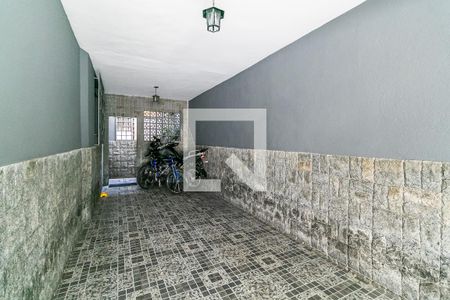 Casa à venda com 360m², 3 quartos e 4 vagas Casa à venda com 360m², 3 quartos e 4 vagasGaragem