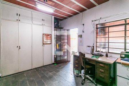 Casa à venda com 360m², 3 quartos e 4 vagas Casa à venda com 360m², 3 quartos e 4 vagasQuarto de Serviço