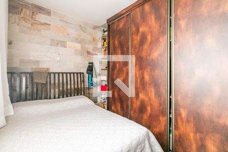 Casa à venda com 360m², 3 quartos e 4 vagas Casa à venda com 360m², 3 quartos e 4 vagasQuarto 2