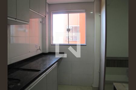Cozinha e Área de Serviço de kitnet/studio para alugar com 1 quarto, 24m² em Vila Santa Teresa (zona Leste), São Paulo
