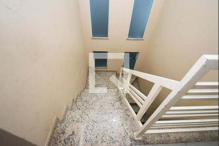Apartamento para alugar com 40m², 1 quarto e sem vagaEscada