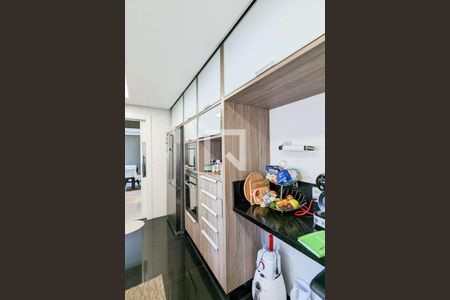 Apartamento à venda com 156m², 3 quartos e 4 vagasCozinha