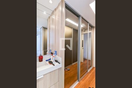 Apartamento à venda com 156m², 3 quartos e 4 vagasBanheiro da suíte 1