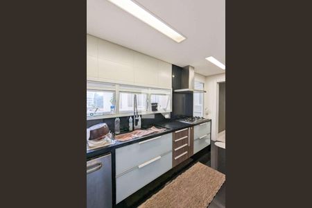 Apartamento à venda com 156m², 3 quartos e 4 vagasCozinha