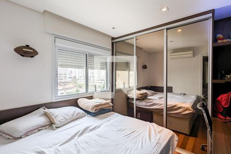Apartamento à venda com 156m², 3 quartos e 4 vagasQuarto da suíte 2