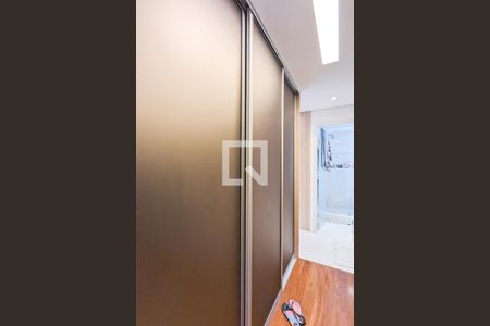 Apartamento à venda com 156m², 3 quartos e 4 vagasCloset da suíte 1