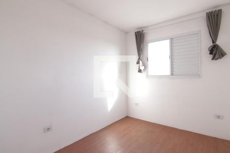 Quarto 1 de apartamento para alugar com 2 quartos, 42m² em Vila Miranda, Itaquaquecetuba