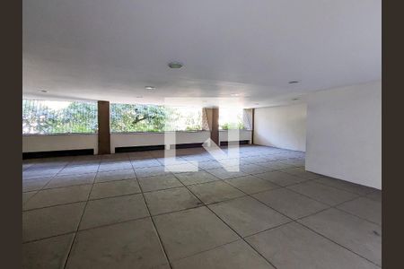 Apartamento à venda com 76m², 2 quartos e 1 vaga Apartamento à venda com 76m², 2 quartos e 1 vagaÁrea comum - Playground