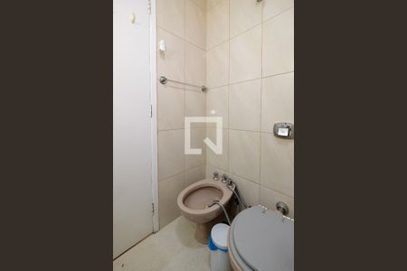 Apartamento à venda com 76m², 2 quartos e 1 vaga Apartamento à venda com 76m², 2 quartos e 1 vagaBanheiro da Suíte