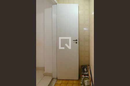 Apartamento à venda com 76m², 2 quartos e 1 vaga Apartamento à venda com 76m², 2 quartos e 1 vagaBanheiro de serviço