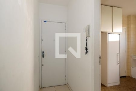 Entrada de apartamento à venda com 2 quartos, 76m² em Tijuca, Rio de Janeiro