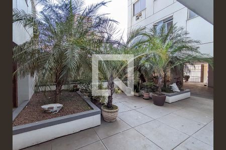 Apartamento à venda com 76m², 2 quartos e 1 vaga Apartamento à venda com 76m², 2 quartos e 1 vagaÁrea comum - Playground