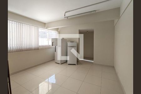 Apartamento à venda com 76m², 2 quartos e 1 vaga Apartamento à venda com 76m², 2 quartos e 1 vagaÁrea comum - Salão de festas