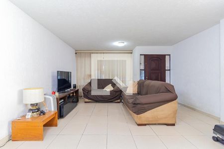 Sala de casa à venda com 4 quartos, 190m² em Jardim Santa Helena, São Paulo