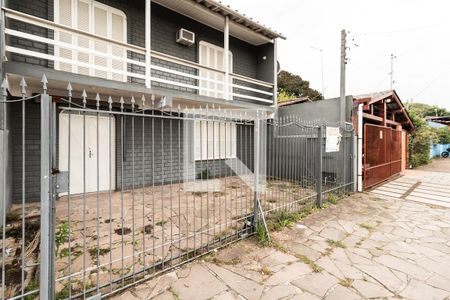 Casa à venda com 134m², 3 quartos e 1 vaga Casa à venda com 134m², 3 quartos e 1 vagaFachada