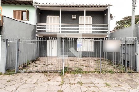 Casa à venda com 134m², 3 quartos e 1 vaga Casa à venda com 134m², 3 quartos e 1 vagaFachada