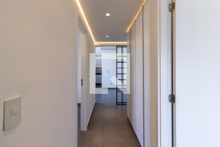 Apartamento para alugar com 95m², 3 quartos e 2 vagas Apartamento para alugar com 95m², 3 quartos e 2 vagasCorredor para os quartos