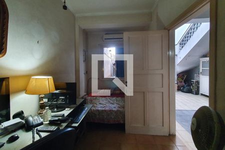 Casa à venda com 247m², 4 quartos e 2 vagas Casa à venda com 247m², 4 quartos e 2 vagasquarto 3