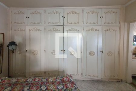 Casa à venda com 247m², 4 quartos e 2 vagas Casa à venda com 247m², 4 quartos e 2 vagasquarto 4 suite