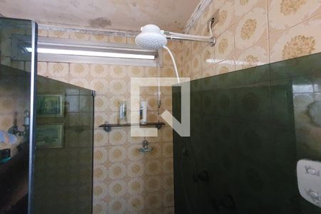 Casa à venda com 247m², 4 quartos e 2 vagas Casa à venda com 247m², 4 quartos e 2 vagasquarto 4 suite banheiro